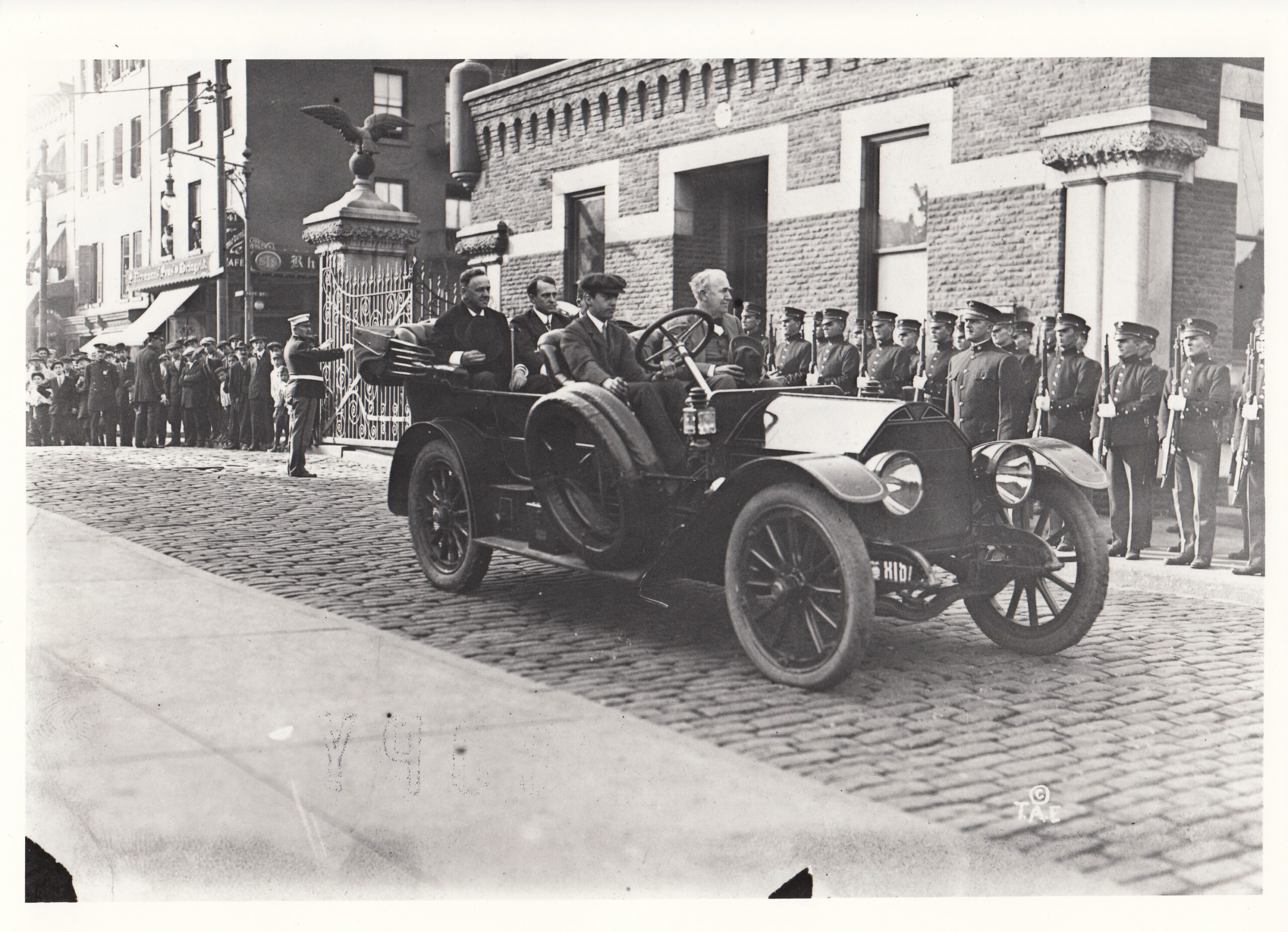 Josephus Daniels Miller Reese Hutchison Charles Edison and Thomas Edison inspecting a Simplex machine at Brooklyn Navy Yard in 1914