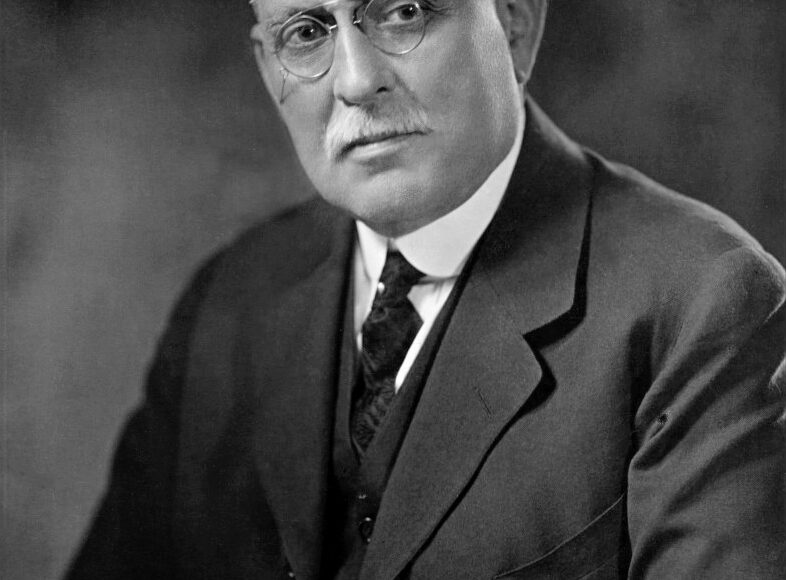 Portrait of electric-utility executive Samuel Insull in 1920